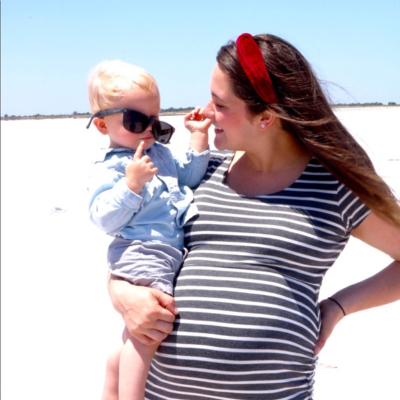 Meet your Posher, Elizabeth - Picture 4 of 4